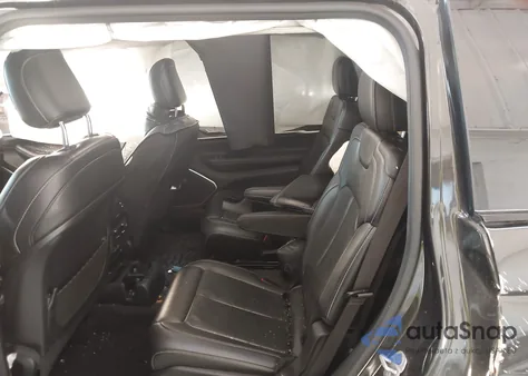 2021 Jeep Grand Cherokee L Limited 4X2 from USA, damaged, VIN 1C4RJJBG9M8203965